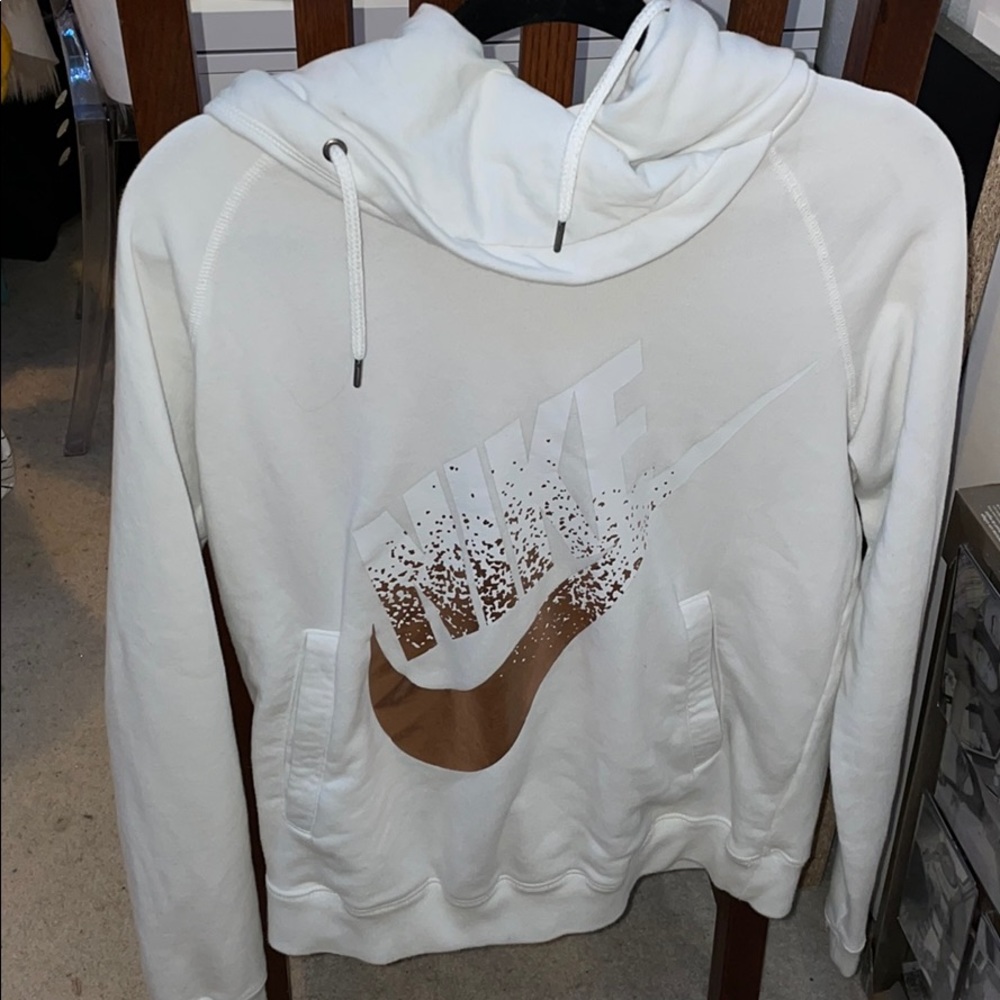 nike hoodie